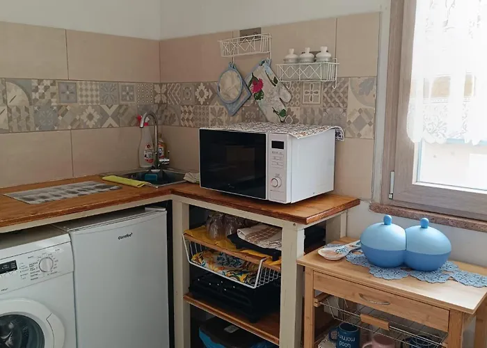 Affittacamere La Casetta Di Nena 3*